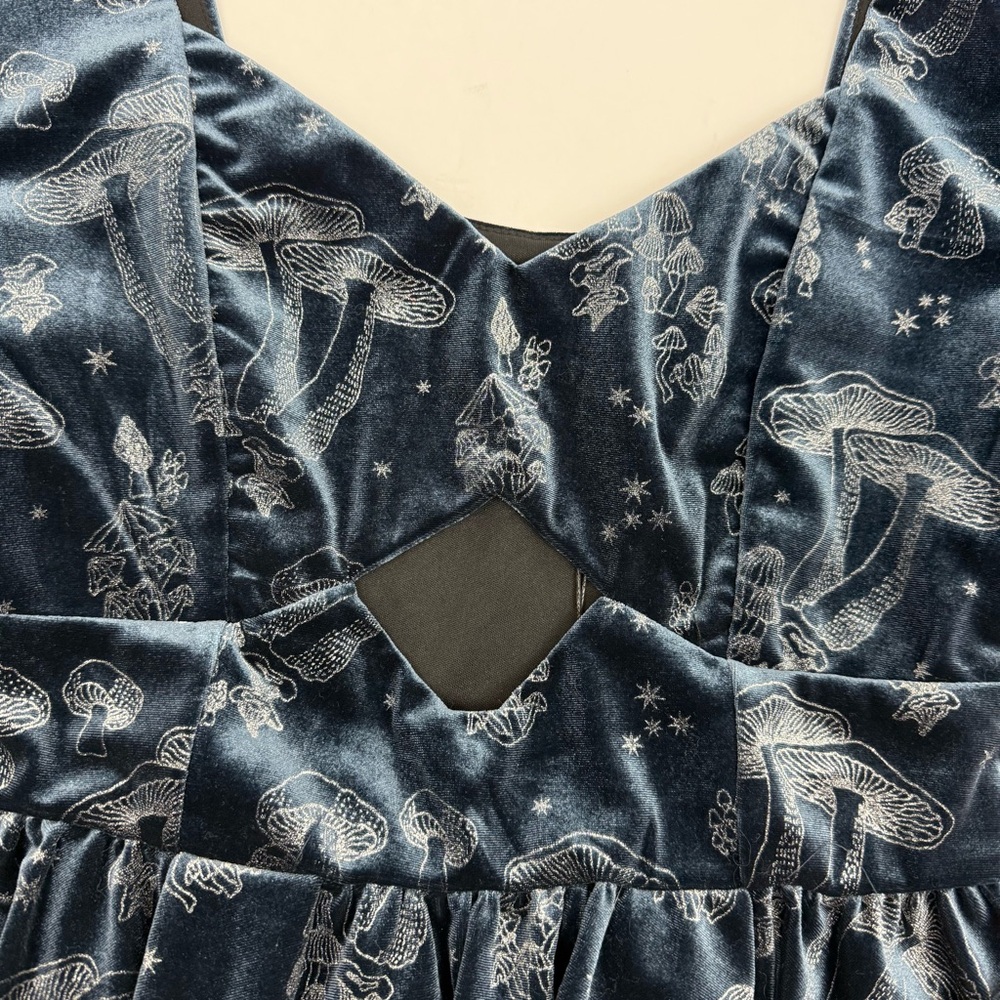 Disturbia Faefire Foil Print Velour Cut Out Mini
Dress Dusky Blue Mushroom Print - Picture 8 of 14